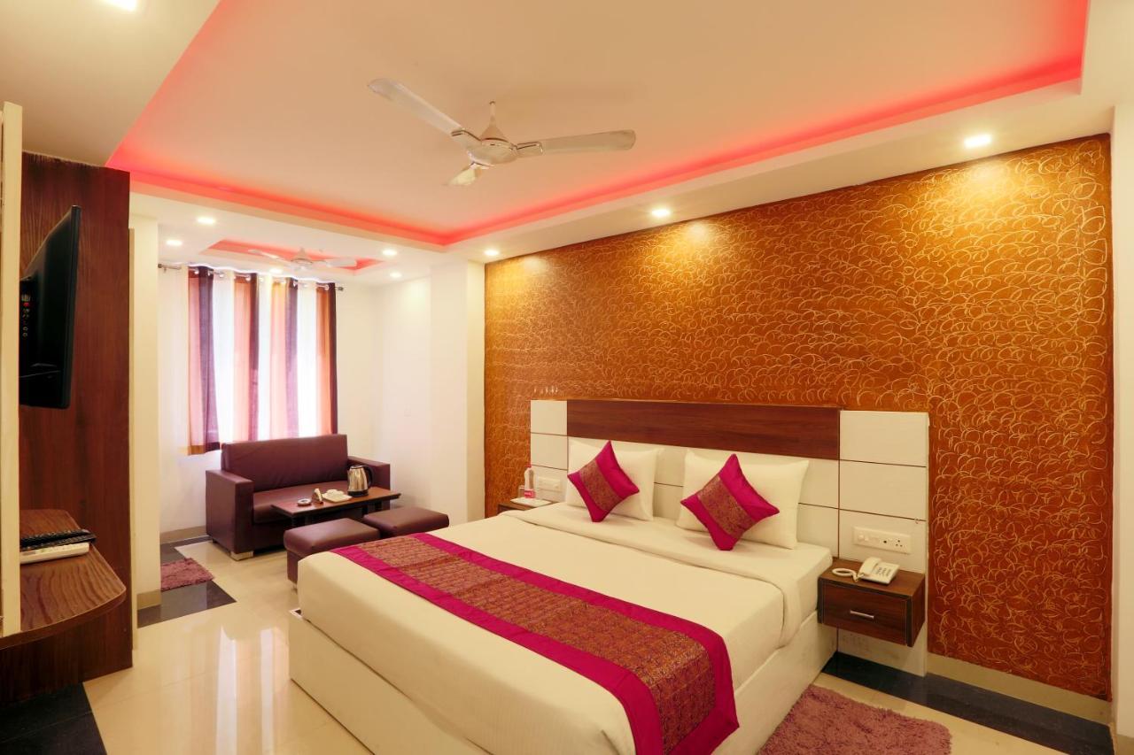 Hotel Airport Star New Delhi Exterior photo
